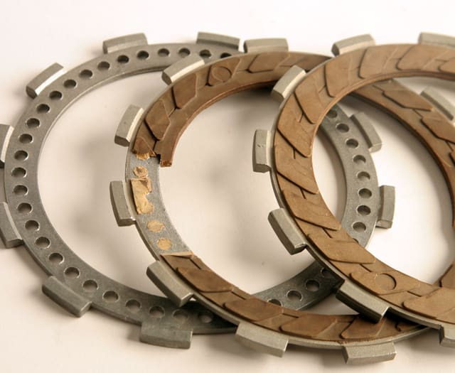 Discos de embrague. Anclaje mecánico