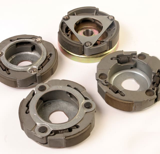 Conjunto de embrague para motocicleta